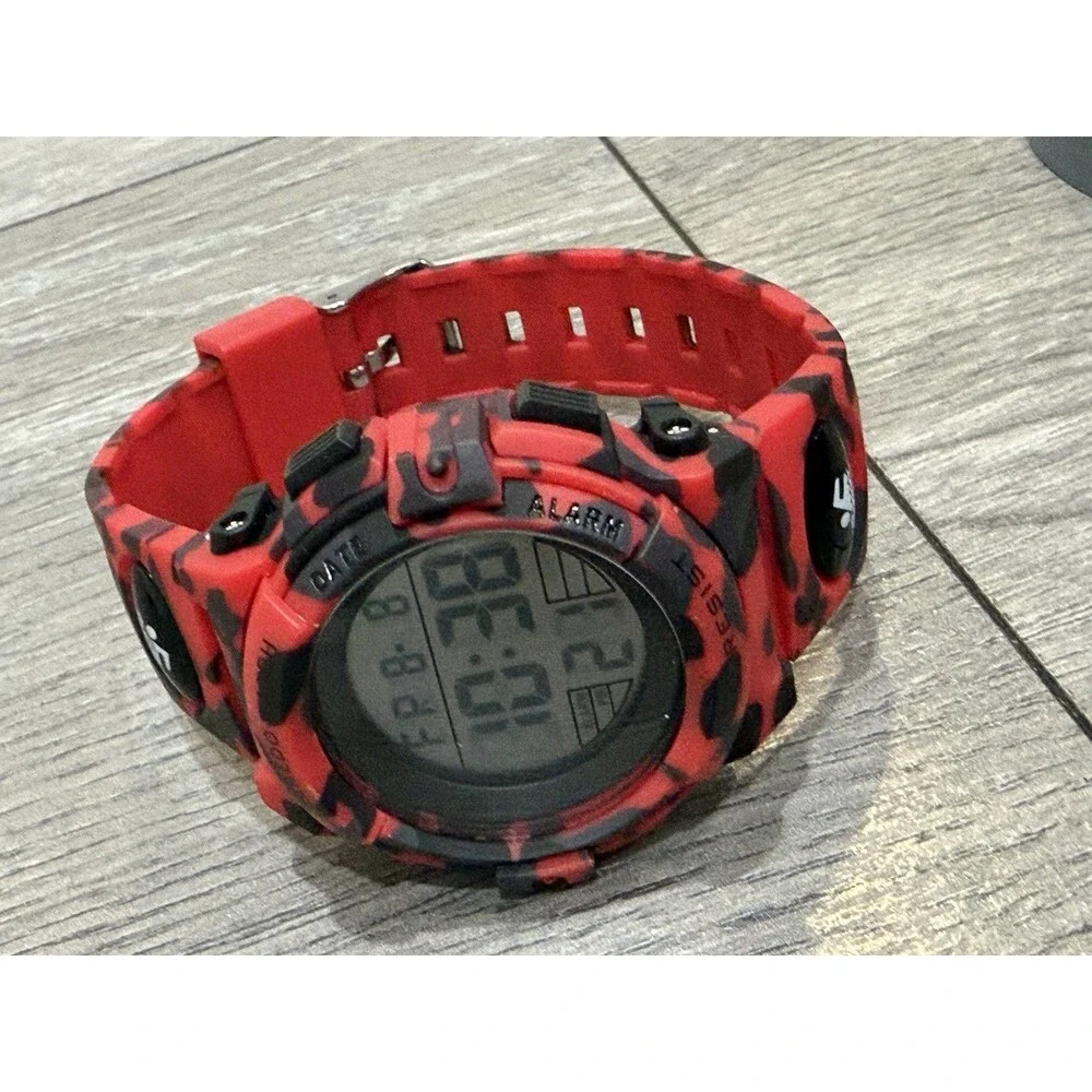 Lavaredo Digital Sport Watch 44mm Red Camo Alarm Chronograph WR 164FT
